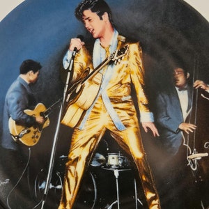 Elvis Presley Blick auf eine Legende Sammelteller 8 1/2 ""Limited Edition" - ""The Memphis Flash"" - Brutalist Legend - Delphi - 1989."