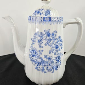 Vintage Porcelain Blue and White Transferware Teapot - Coffee Pot - Unmarked Tupack/Seltmann - 1950s/1960s