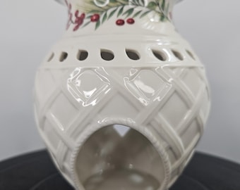 Lenox Vintage Williamsburg Boxwood & Pine Fragrance Tart Warmer - Ivory Ceramic with Lattice and Teardrop Cutouts - 1990s