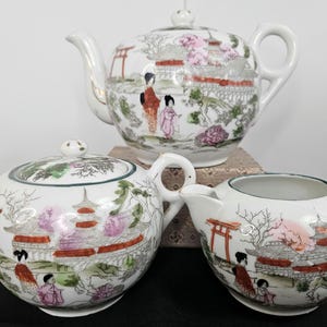 Chinoiserie Kutani Porcelain Vintage Handpainted Teapot, Creamer and Lidded Sugar Bowl - Geisha Landscape Motif - Japan