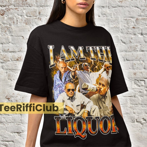 Soy la camiseta de licor, camiseta divertida, merchandising hilarante de meme, borracho de parodia, camiseta gráfica divertida para beber, regalo irónico para ella y sus amigos.