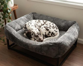 Luxury Elevated Dog Bed with Washable Faux Fur Cover – Raised Pet Bed, Calming Dog Bed, Modern Pet Furniture