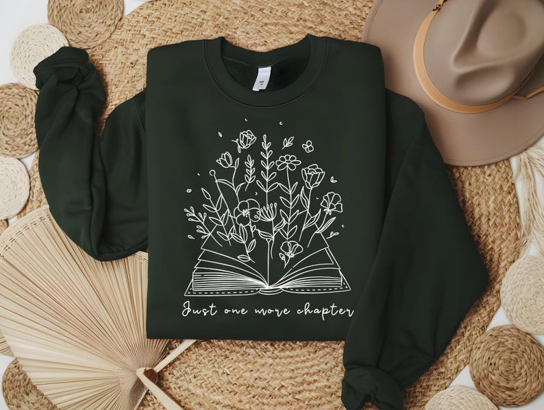 Boekenliefhebber sweatshirt met de tekst Just One More Chapter | Zacht en comfortabel | Perfect cadeau voor lezers | Beschikbaar in verschillende kleuren en maten