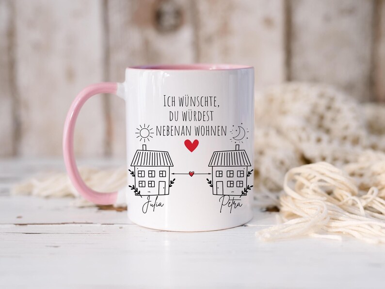 Breng je vriendschap op afstand dichterbij met deze 'I Wish You Lived Next Door' mok. Perfect als hartverwarmend cadeau voor hem of haar, gemaakt van hoogwaardig keramiek. Ideaal voor koffie- en theemomenten vol herinneringen!