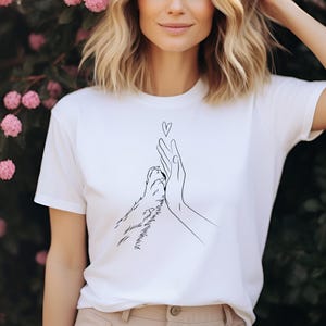 Trendy unisex sweatshirt, T-shirt of hoodie met "high five"-design voor honden- en dierenliefhebbers. Perfect cadeau voor hondenmoeders, Moederdag of hondenbezitters. Verkrijgbaar in diverse kleuren en maten!