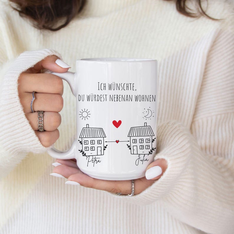 Breng je vriendschap op afstand dichterbij met deze 'I Wish You Lived Next Door' mok. Perfect als hartverwarmend cadeau voor hem of haar, gemaakt van hoogwaardig keramiek. Ideaal voor koffie- en theemomenten vol herinneringen!