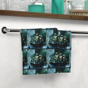 Serviette d&#39;Halloween Ghost Ship