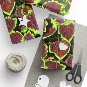 Green and Brown Leaves Wrapping Papers