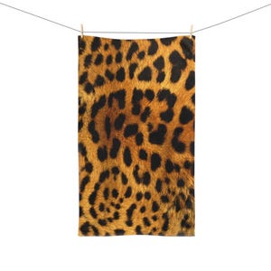 Leopard Print Hand Towel - Stylish Bathroom Decor, Animal Print Gift, Kitchen Accessory, Safari Themed Towel, Cozy Home Textiles