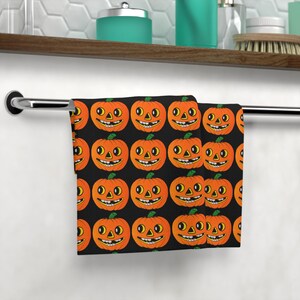 Vintage Jack-o'-lantern Halloween Pumpkin Face Towel