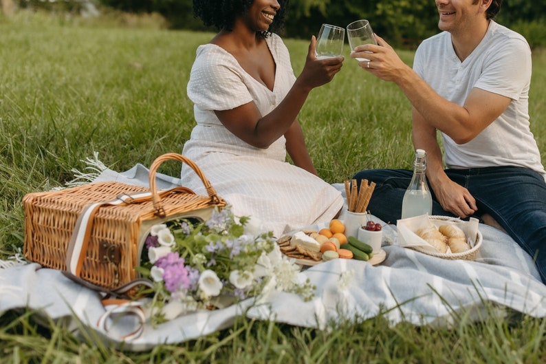 The perfect picnic basket for 2!