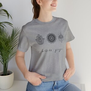 Love yoga Tee shirt | Hamsa | Mandala | Lotus flower | Wellbeing | Fitness | Gift