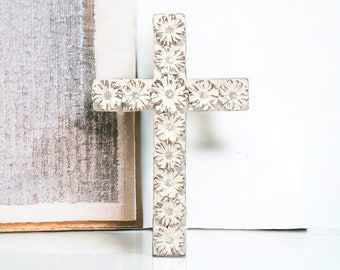 Flower Wall Cross Whitewash, Catholic Decor, White Wall Cross, Floral Wall Cross, Rustic Wall Cross, Farmhouse Cross, Housewarming Gift