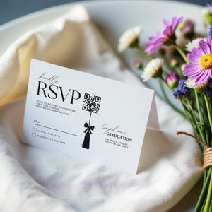 Abschluss-RSVP Kartenvorlage | Schwarze Schleife Rsvp Qr Code Karte | Antwortkarten für den Abschluss | Moderne Response Einlage | Benutzerdefinierte Antwortkarten