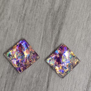 Pendientes de cuarzo de sirena / Pendientes iridiscentes / Pendientes de resina / Pendientes iridiscentes de resina / Pendientes holográficos / Pendientes de resina / Pendientes de sirena