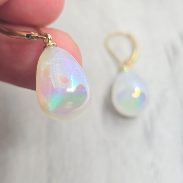 White Iridescent Earrings. White Rainbow Earrings. Iridescent Rainbow Earrings. Pearl Earrings. Pearl Iridescent Earrings.