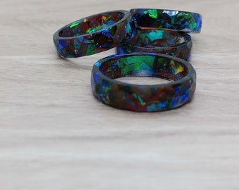 Black Iridescent Resin Ring. Iridescent Ring. Black Resin Ring. Iridescent Resin Ring. Faceted Ring. Stackable Ring. Unique Ring.