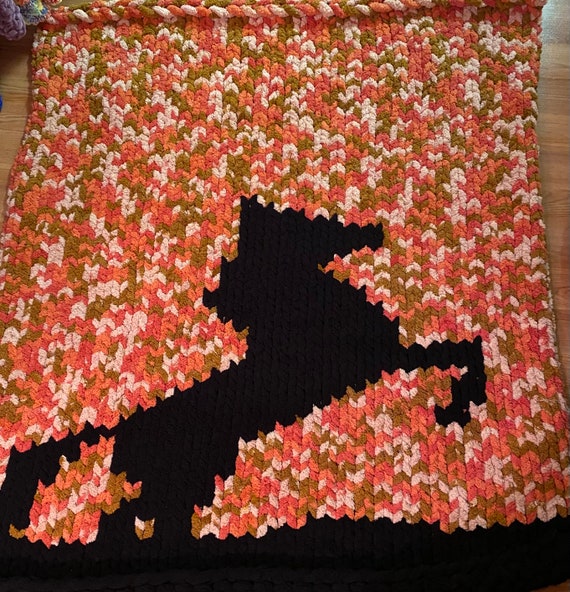 Sunset horse silhouette chunky knit blanket