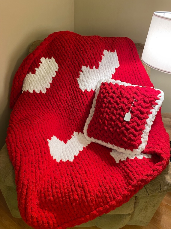 Valentines chunky knit blanket