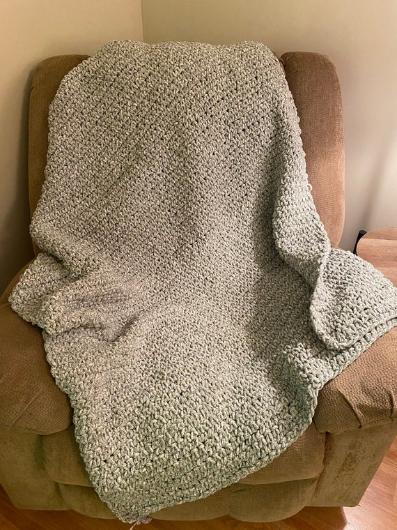 Sage crochet blanket
