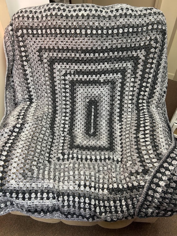 Grey/Black Granny square crochet blanket
