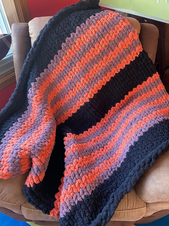 Halloween chunky knit blanket