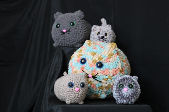Crochet Loaf Cats