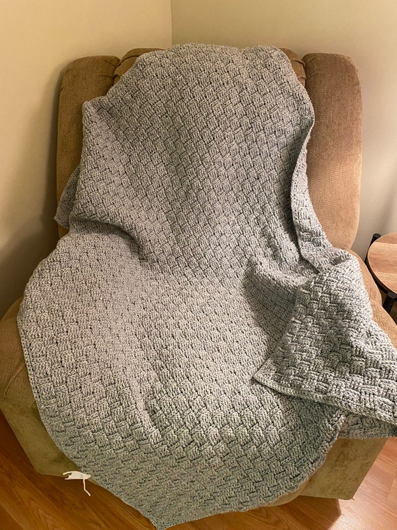 Gray tweed basket weave crochet blanket