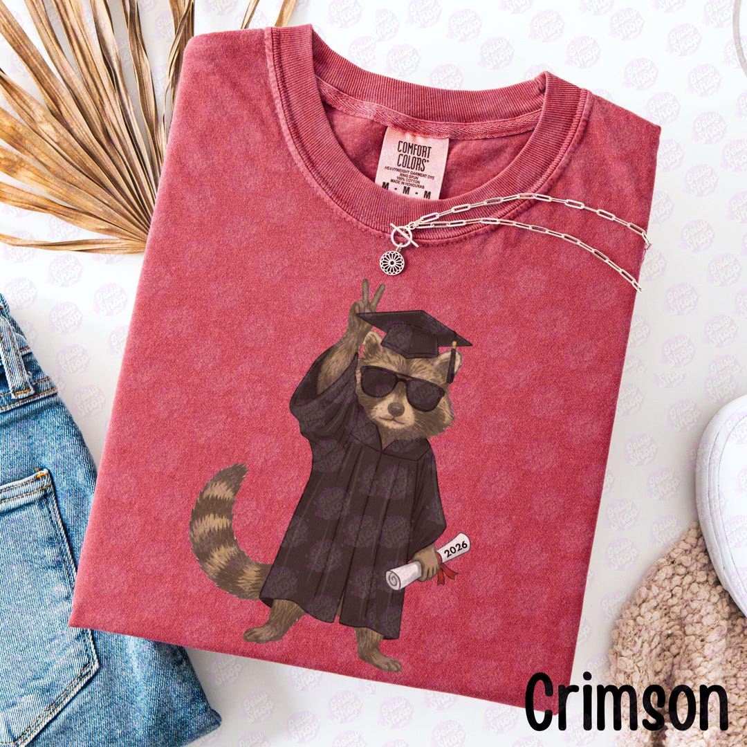 Senior Racoon Funny Raccoon Graduation Shirt, Senior Grad 2026 Tee, Funny Graduate ...