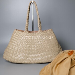 Cindy L Chalk White100% genuine leather Vintage French cattle leather handwoven braided tote/cattle leather beach holiday basketry hobo bag