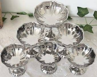 Set of 6 French Vintage Stainless Steel Ice Cream Bowls, INOX Coupe Cups, Silver Pedestal Dessert Bowls, Mid Century Modern Scalloped Metal
