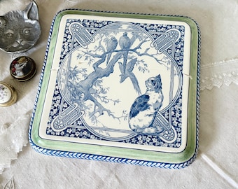Vintage Gien Cat & Birds Trivet – Musée de la Faïencerie de Gien – Blauwgroene Franse Faience Tegel – Vierkant Decoratief Plaquette