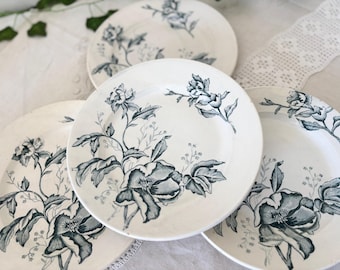 Set of 4 Antique French Dinner Plates – Faïence de Lyon “Rose de Noël”, Blue Green Floral, Early 20th Century