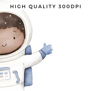 Puede incluir: Una ilustraci&oacute;n de acuarela de un astronauta de dibujos animados con piel marr&oacute;n que lleva un traje espacial blanco con detalles azules. El astronaute est&aacute; saludando con una mano enguantada de azul.