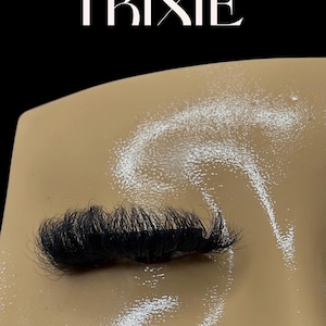 Full Cute Eyelash Strips, Fluffy, Wispy Faux Lashes for Glam & Everyday Looks