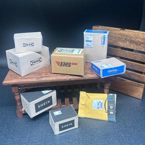 Boîtes d&#39;expédition pour maison de poupée (lot de 8/assemblé)