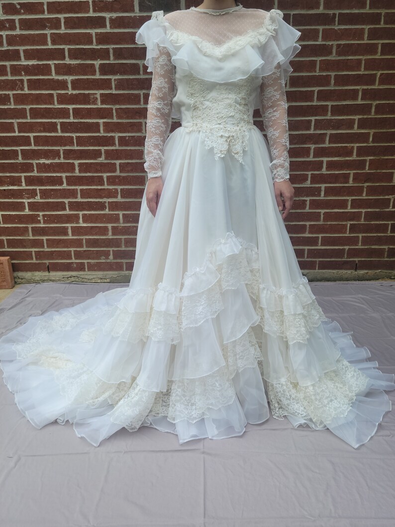 Victorian Pride And Prejudice Ruffle Lace Vintage Wedding Dress image 1