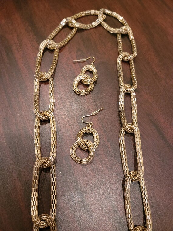 Goldtone Chain Link Mesh Interlocking Oval Statem… - image 6