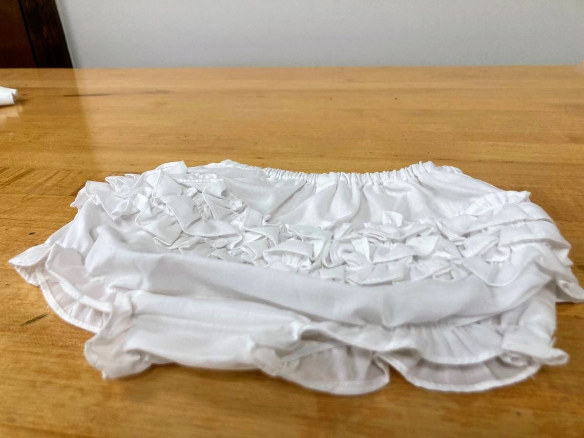 Baby Girl White Bloomers Baby Girl Bloomers Baby Girl White Diaper