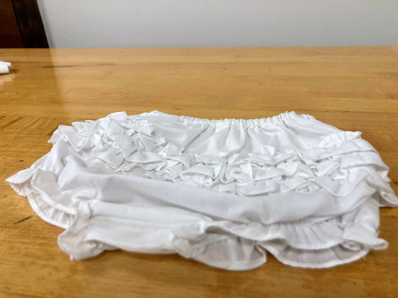 Baby Girl White Bloomers Baby Girl Bloomers Baby Girl White Diaper