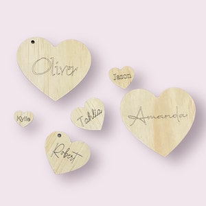 Etiqueta de nome de madeira personalizada, etiquetas personalizadas em forma de coração, coração personalizado, decorações de mesa de presente, dia das mães, dia dos namorados, casamento