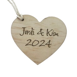 Etiqueta de madeira personalizada, etiquetas personalizadas em formato de coração, coração personalizado, etiquetas de presente, decorações de mesa, dia das mães, dia dos namorados, casamento