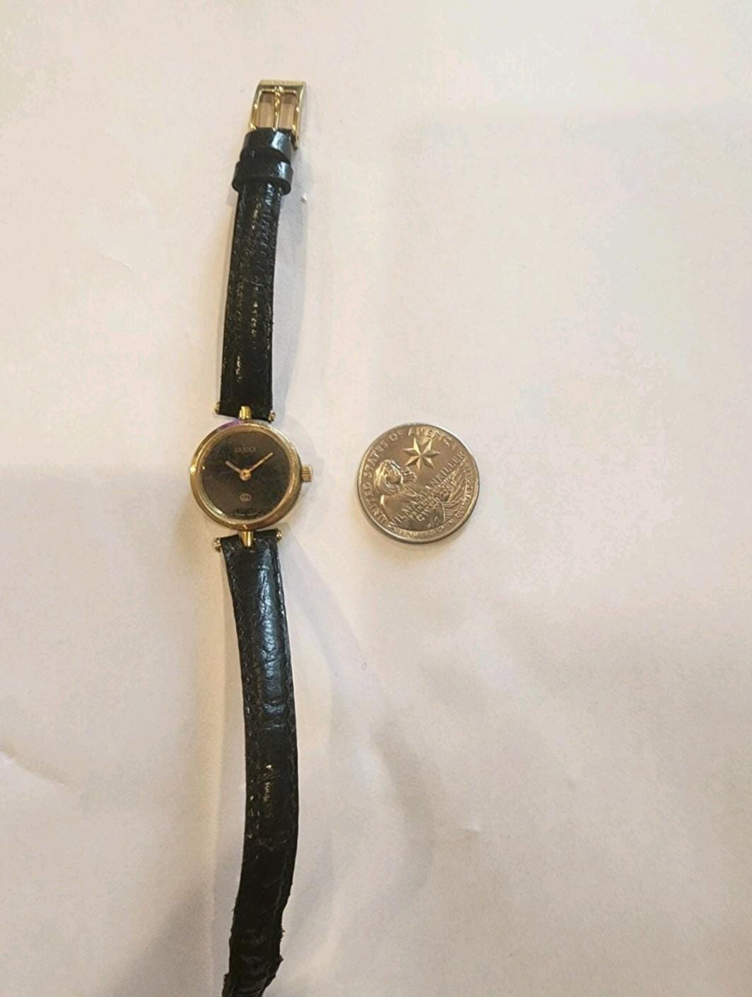 Gucci gold vintage watch - Etsy 日本