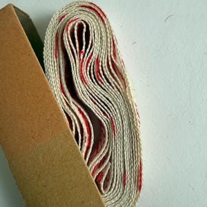 Initials D R - Vintage French Monogram Labels in Original Box | Initiales Tissées Grand Teint Linen Marking Labels | French Haberdashery image 7
