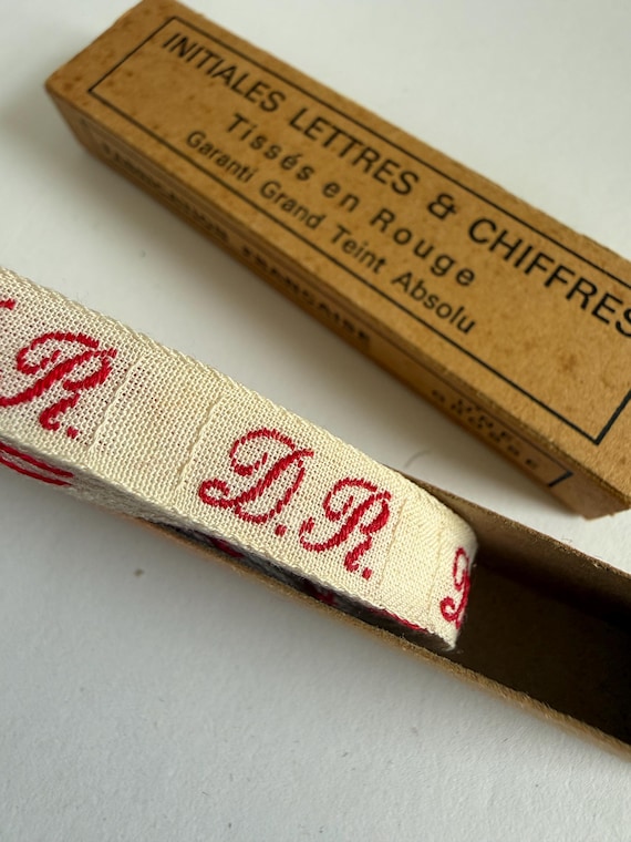 Initials D R  - Vintage French Monogram Labels in Original Box | Initiales Tissées Grand Teint Linen Marking Labels | French Haberdashery