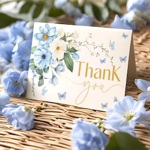 Blue Baby in Bloom bedankkaartsjabloon, bewerkbare en afdrukbare blauwe babyshower jongen, vlinder en bloem bedankkaart, digitale download