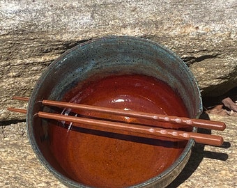 Bol à ramen avec baguettes, bol à nouilles, bol en grès, bol en poterie, bol fait main, bol en céramique