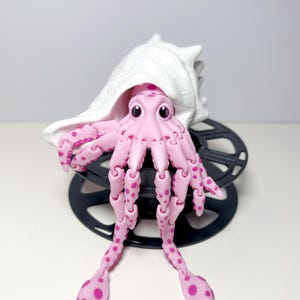 Sky Squid, 3D Printed Sky Squid with Conch - Articulated Animal Toy | Squid | Conch Octopus | Desk Accessory