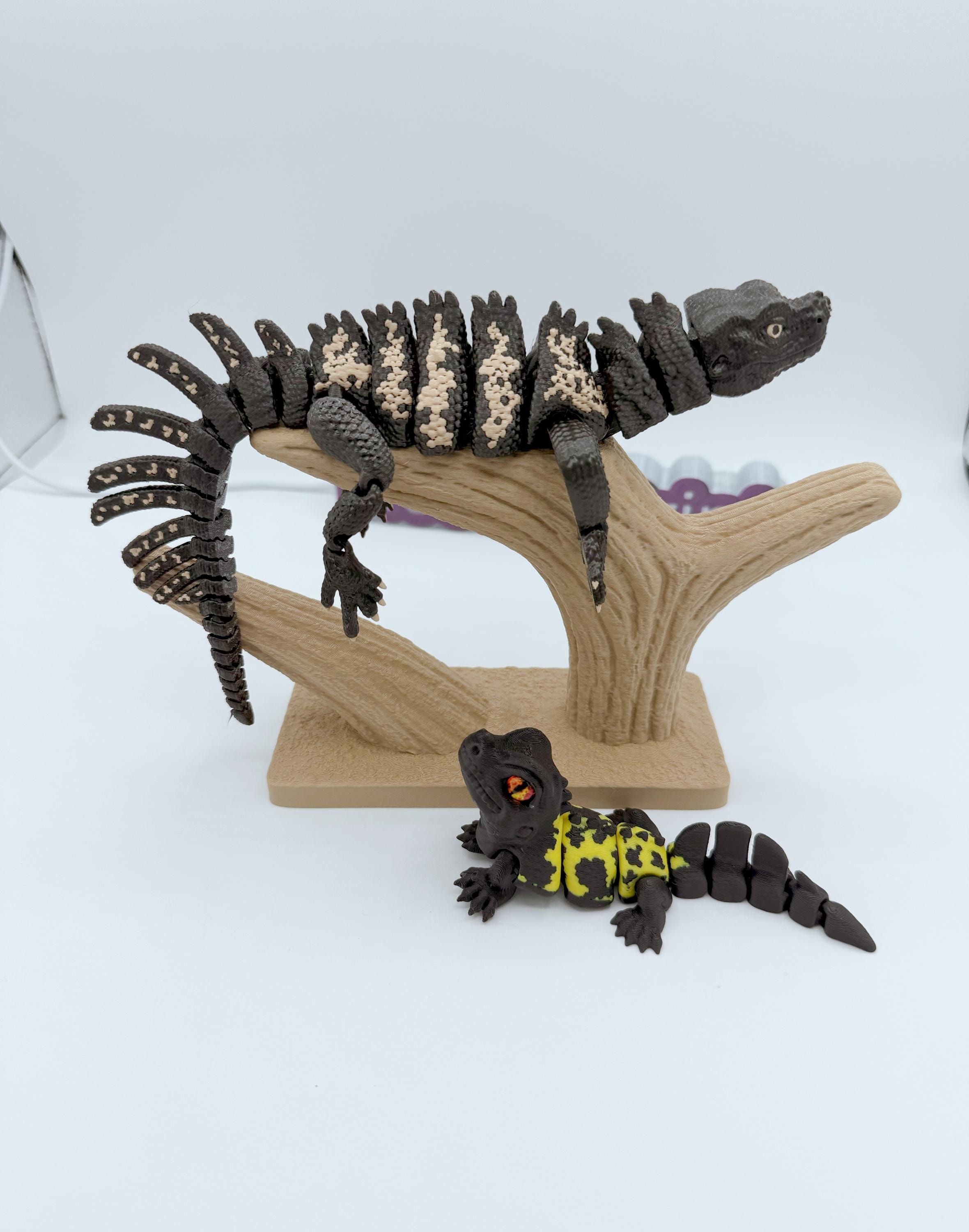 3D Printed Sailfin Lizard / Sailfin Dragon Super Movable Articulated ...
