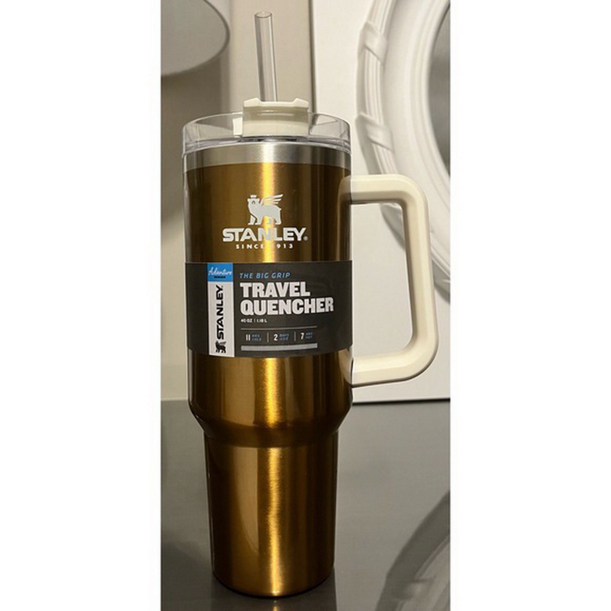  STANLEY Quencher Magnolia Exclusive Cream & Copper, 40 oz :  Everything Else